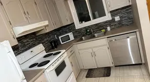 AIRPORT KITCHENER HOMESTAY-Near Conestoga College, Fairview Mall, Plaza- 24Hrs Checkin - Image 2