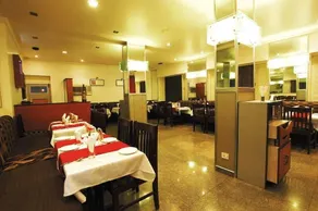 Pioneer Hotel - Image 4