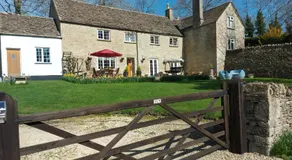 Thames Head Wharf - Historic Cotswold Cottage with Stunning Countryside Views - Image 5