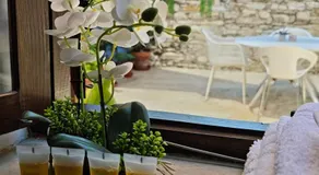 Kozakos Luxury House - Image 5