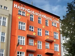 Happy Go Lucky Hotel + Hostel - Image 5