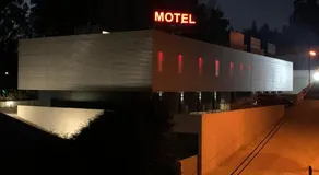 Motel Sideway - Image 3