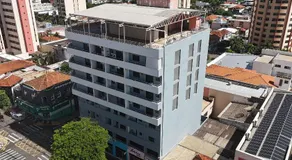 Quitinete Moderna Varanda, Vista Urbana Centro - Image 4