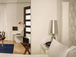 The Trident Hotel - Image 4