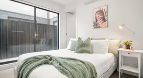 Paradise Getaway 3BR Apt in Clayton with Free Parking - Image 2