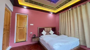Pahadon Ka Ghar - Image 4