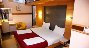 Grand Choice - Image 2