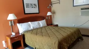 Budget Inn - Image 2