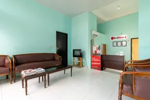RedDoorz near OPI Mall Palembang 2 - Image 4