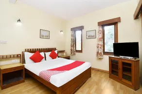 3533 Hotel Harsha - Image 2