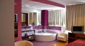 Hotel El Cruce Moraleda - Image 2