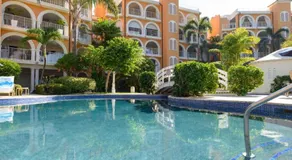 SPB 309 Luxury Beach Front Property - Image 3