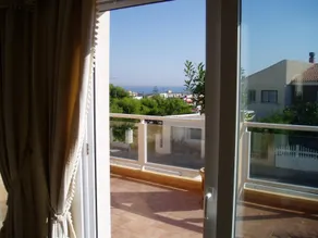 Villa 'El Carmoli' avec vue sur la mer, piscine privée et climatisation - Image 4