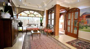 Side Hotel - Image 5