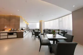 Home Inn Plus Tianjin Eye Ancient Culture Street - Image 5