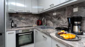 Family Luxury Guest House - Image 4