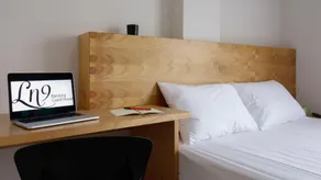 LN9 Bandung Guest House - Image 2