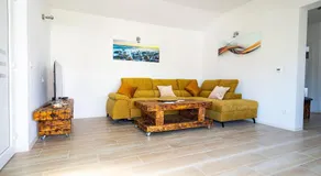Agradable apartamento vacacional con jardín, barbacoa y terraza - Image 3