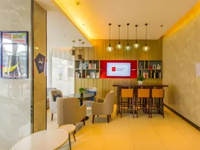 Echarm Hotel Guilin City Center Xiangbi Mountain Scenic Spot - Image 3