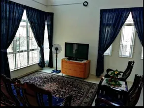 Perfect Family Vacation Krubong Perdana Homestay - Image 2