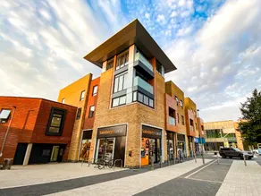 Stylish 2 Bedroom Flat • Free Parking • Balcony • Sky TV • Fast WiFi • Yoko property - Image 5