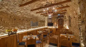 KAMARES Historic Boutique Hotel & Spa - Image 5