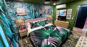 Kitschy Kottage - Image 2