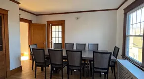 Warm and Cozy 4Bd 2Bath - Image 5