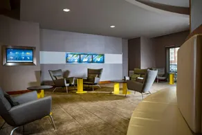 SpringHill Suites Hampton - Image 4