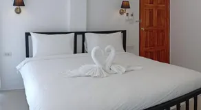 Chaweng best hotel and hostel samui - Image 2