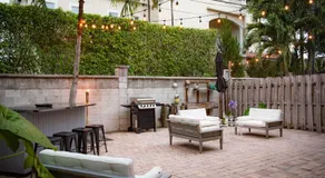 Lux 3 bedroom townhouse 1 block from the beach - Image 5