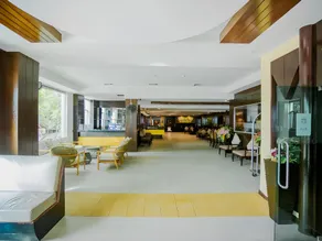 Sarita Chalet Beachfront Hotel - Image 3