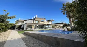 Isabella spacious modern villa with sea views - Image 3
