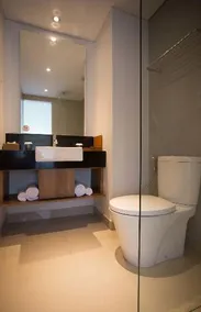Saris Hotel Kuta - Image 2