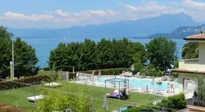 Studio avec terrasse | Vue sur l'eau - Image 3