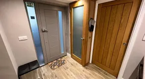 The Tower, 1 bed 1850's Tiny House - Image 5