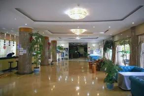 Heqing Hotel - Image 3