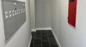 Chic New Apt in Heart of Philly - Image 4