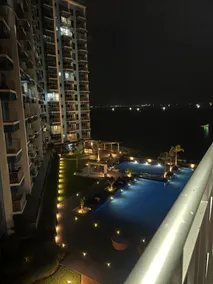 Spacious 1BR Apt with Seaview & Pool View near Okada, MOA & Airport - Image 3