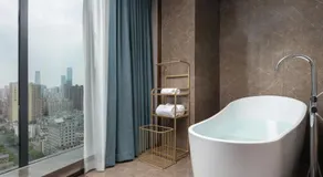 Till Bright Hotel, Changsha Provincial Museum - Image 3
