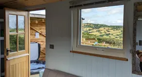 Bespoke luxury huts with hot tubs. Located in the black mountains. - Image 4