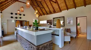 African Hills Safari Lodge & Spa - Image 4