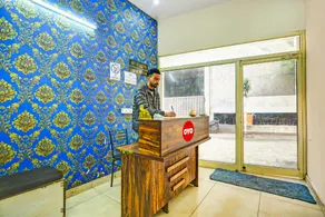 Hotel O S Residency - Image 3