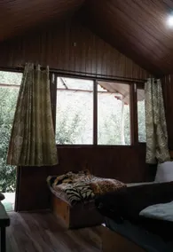 Tandi Sarai Huts - Image 3