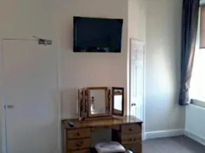Clifton Hotel - Image 2
