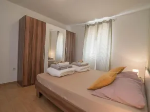 Apartments Bonic - Two Bedroom Apartment - Image 5