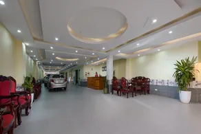 Golden Lotus Airport Hotel & Travel - Image 3