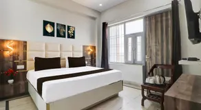 Super Hotel O Gold Inn - Image 5