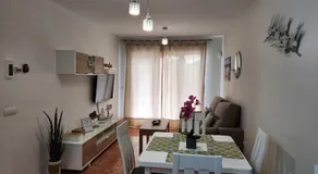 BAJO en PRIMERA LÍNEA de VERA-PLAYA con piscina privada! - Image 2