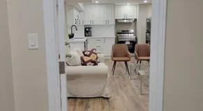Guest Suite in Whitby - Image 3